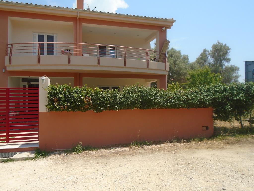 Socrates Family Apartments Kalligoni Εξωτερικό φωτογραφία