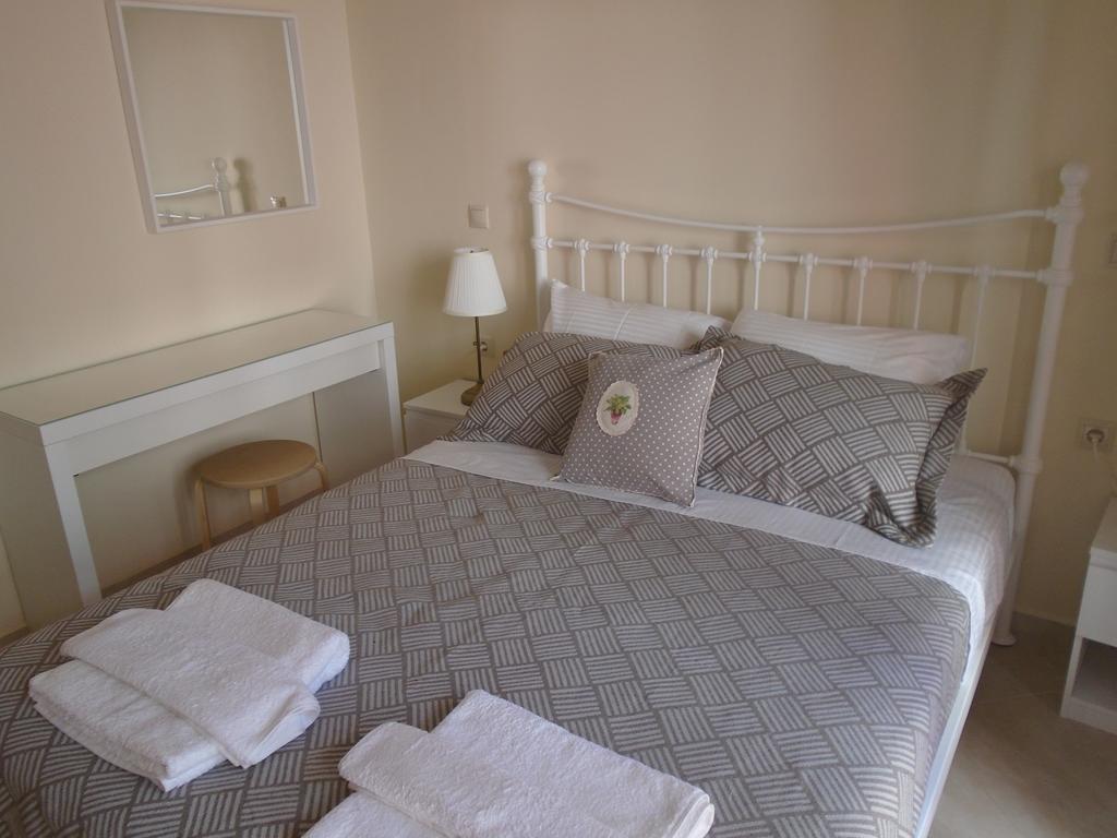 Socrates Family Apartments Kalligoni Εξωτερικό φωτογραφία